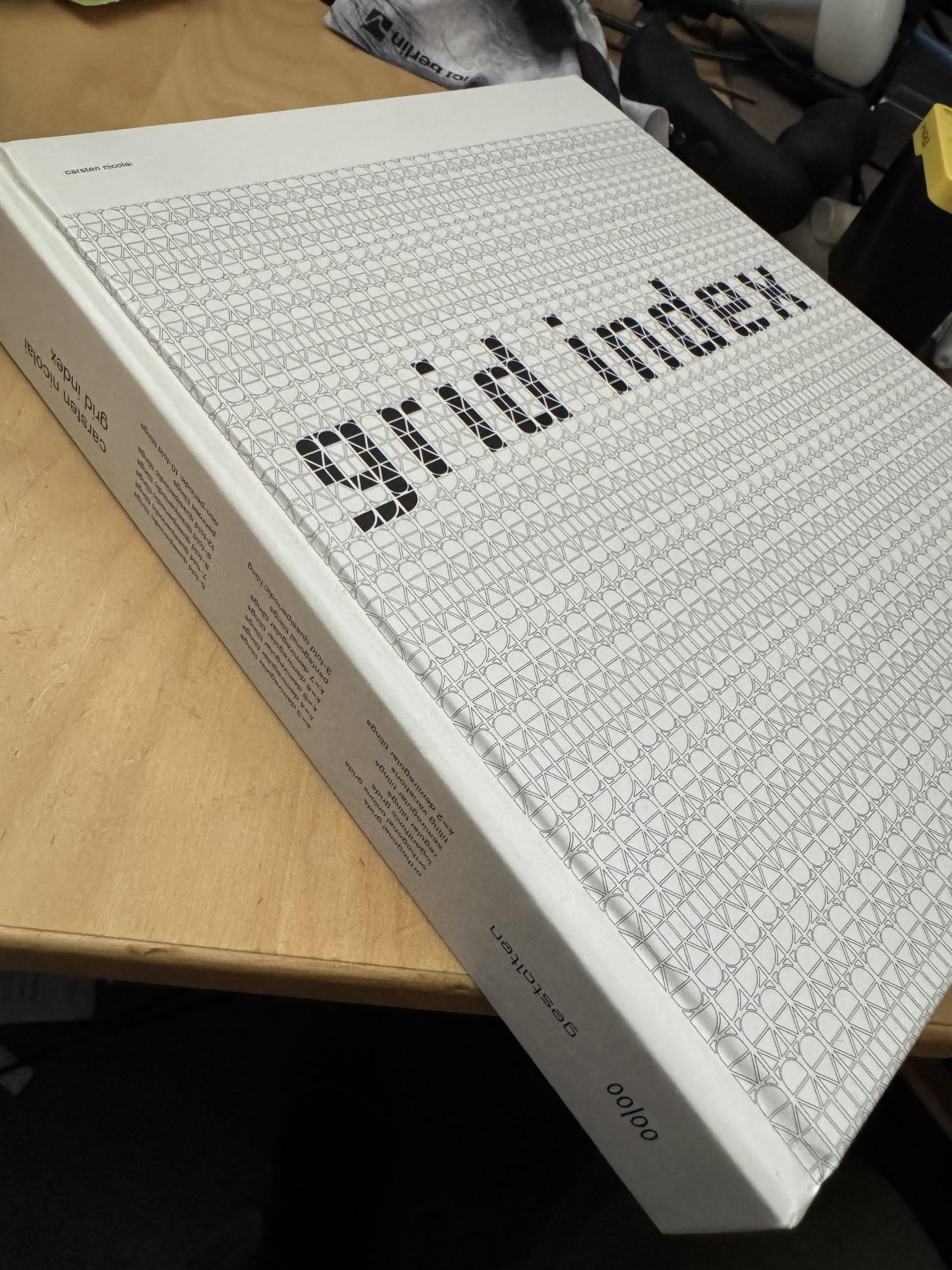 Grid index by Carsten Nicolai