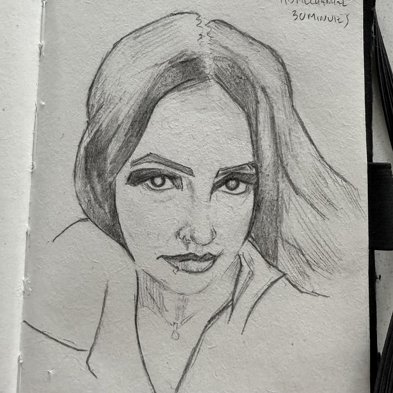 A pencil sketch of a girl looking to camera
Coffee sketching
HB Mechanical Pencil
30 minutes
