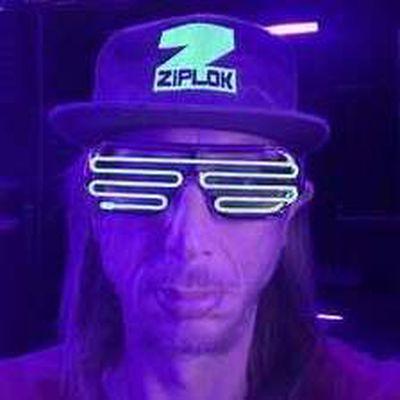 Ziplok's avatar
