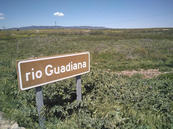 Foto 2024 al cartel del río Guadiana