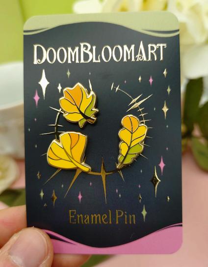 Mini pin set: three autumn leaves