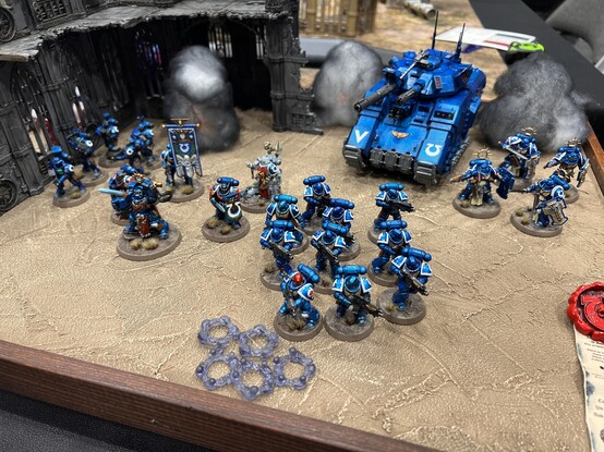 A nice, slick metallic blue Ultramarines force with some smoke cover for effect. 