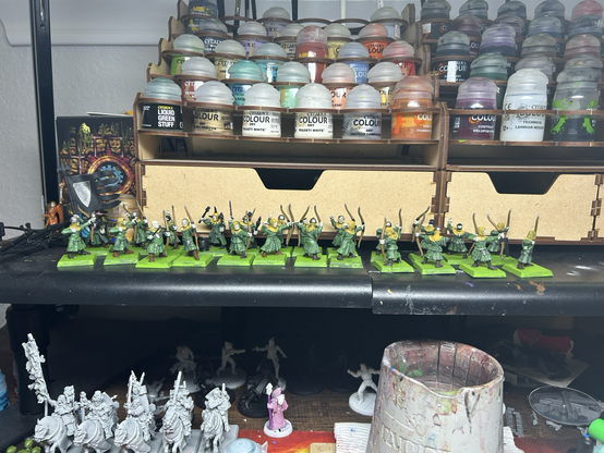 Green and yellow garbed archers for Warhammer The Old World