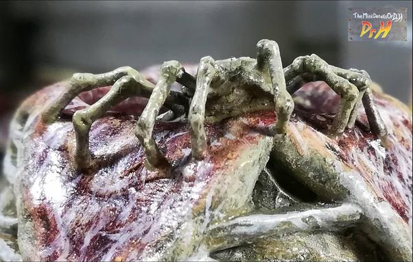 Close up of the face-hugger crawling from the egg.