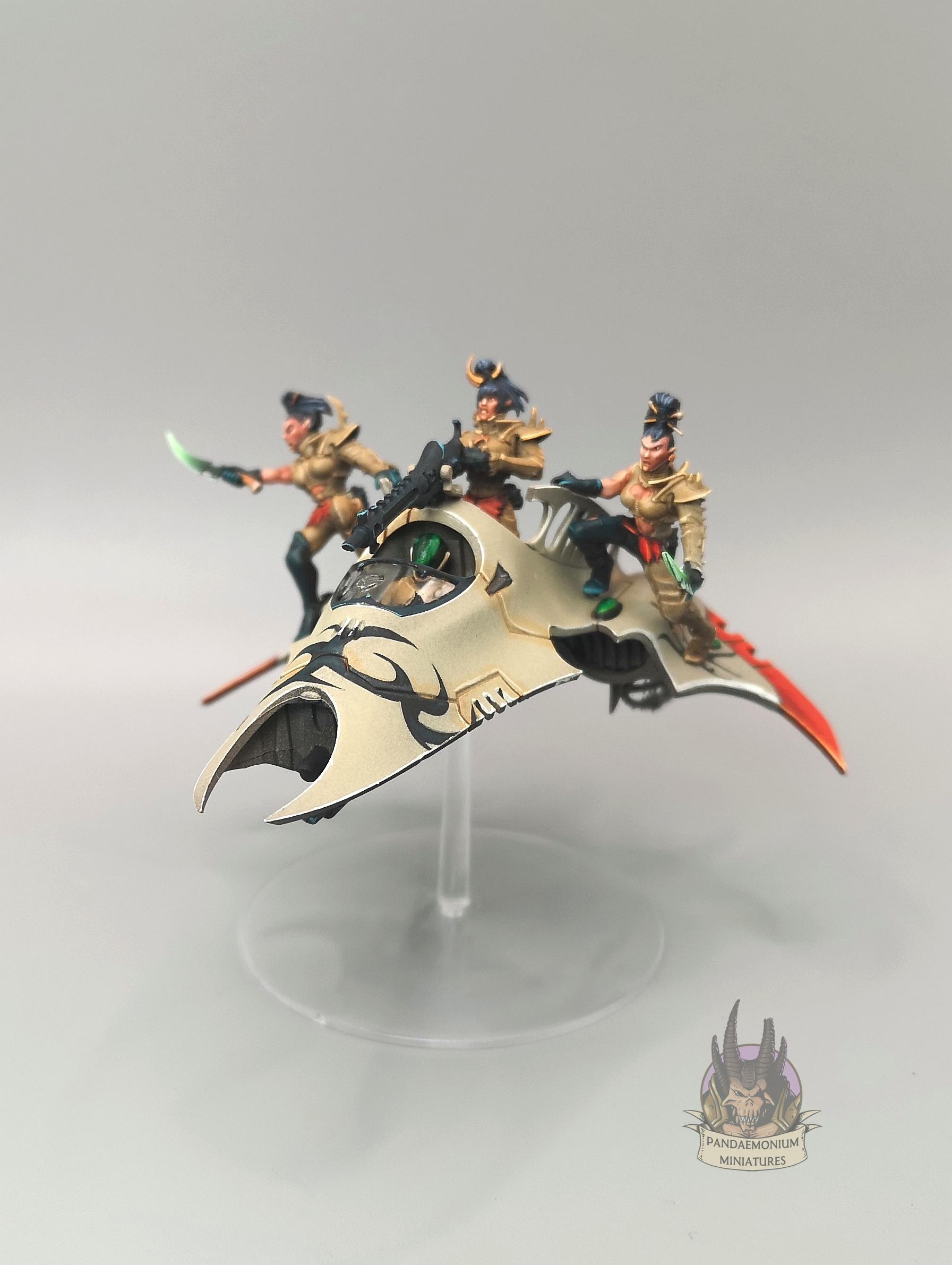 Venom skimmer with a gunner and two skirmishing passengers with knives - front-left rotation view