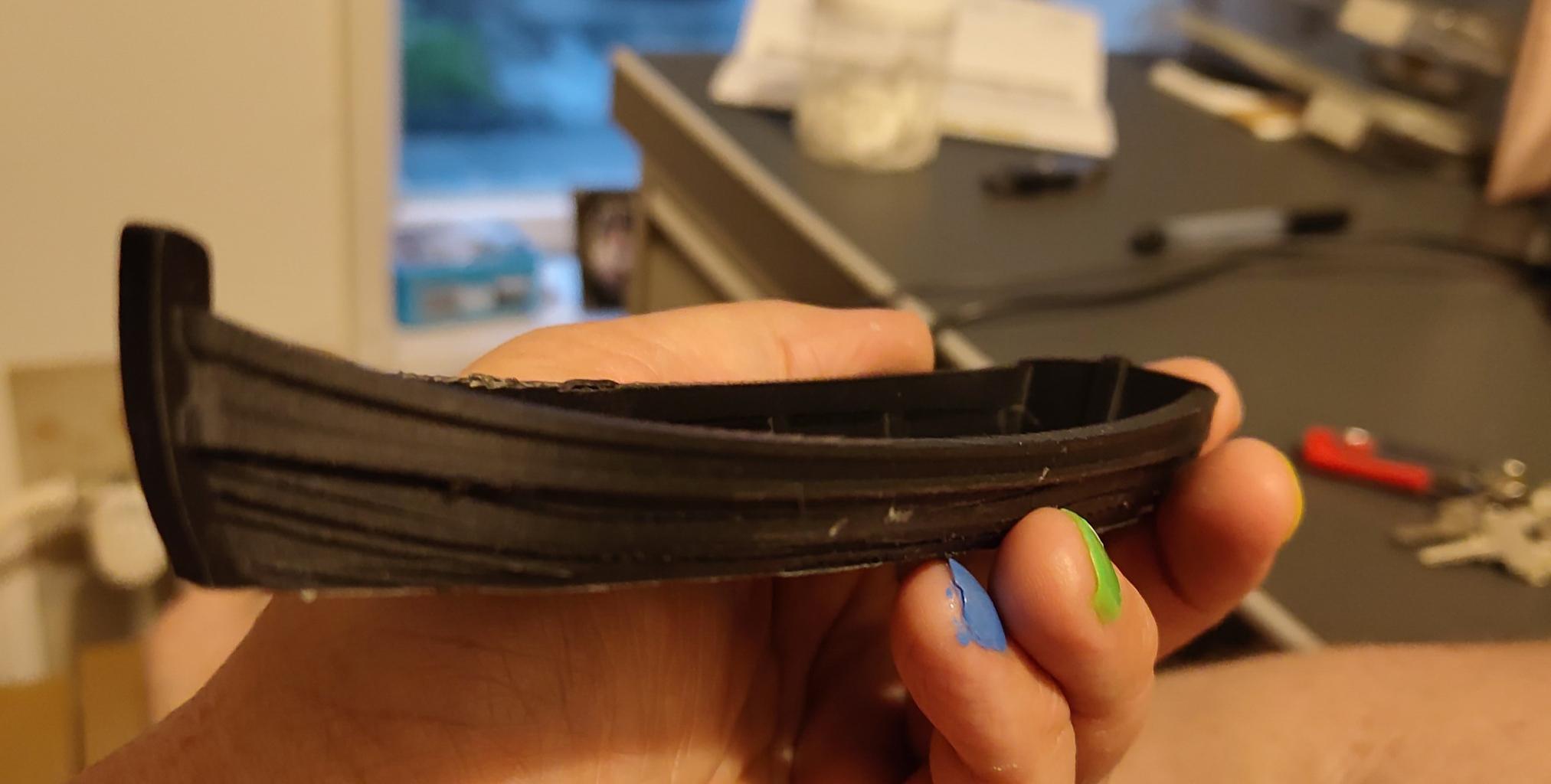 Small boat in black pla filament.