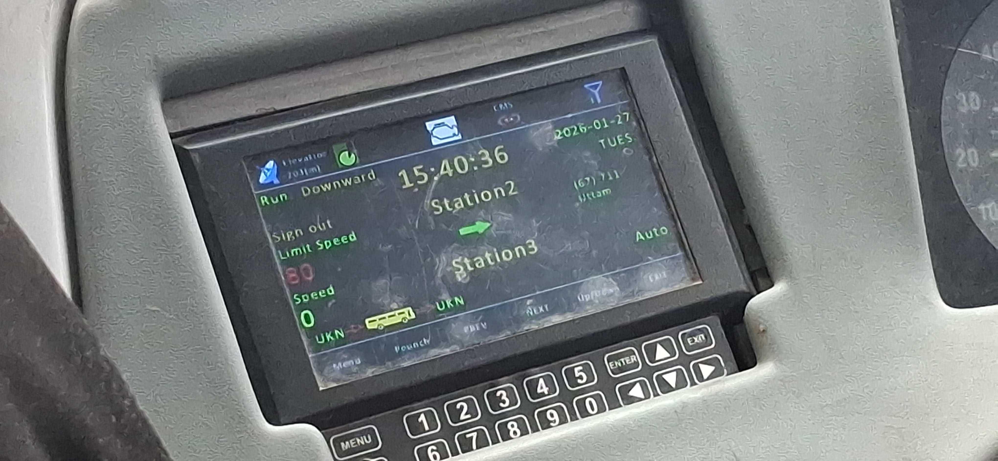 Delhi bus drivers' screen. Speed limit has bee increased from 40km/h to 80km/h.