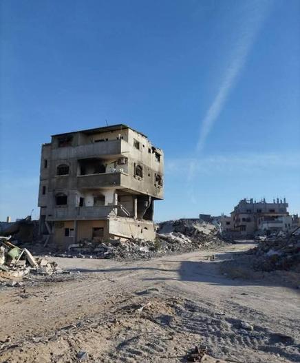 Good morning from Gaza 🇵🇸🍉

Despite the pain and suffering, we keep holding on to hope and finding the strength to face another day.

We pray for a day when our children can finally live in safety, peace, and dignity. 🤍