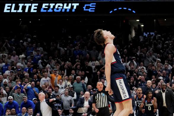 Kemba Walker and Braylon Mullins, UConn's unforgettable shots
