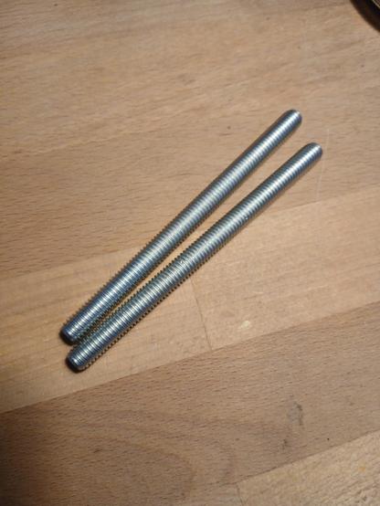 two M8 threaded rods. I thought I needed M6 but nope, it was M8