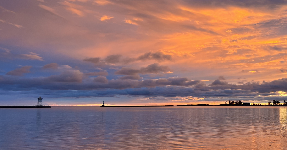 Icon for friendzone.masto.host