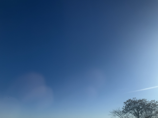 A PHOTO OF A CLEAR BLUE SKY