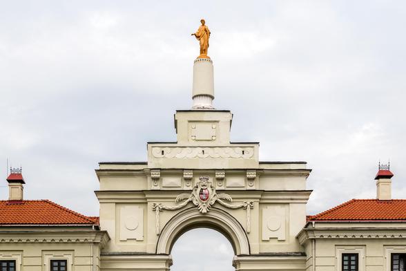 Entrance group, Sapieha palace, Ružany, Brest region.