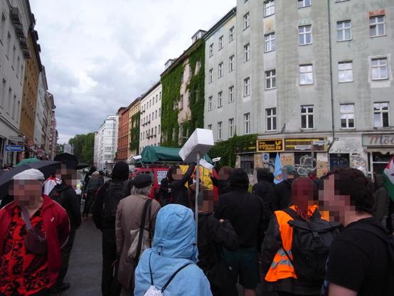 Abschlusskundgebung am Mariannenplatz