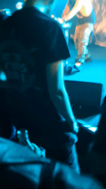 arottenbit performing.
I'm not sure my phone was able to record the sound correctly, also due to it being very loud.