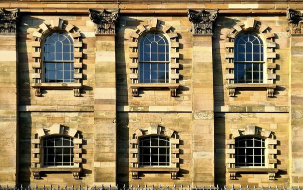 Two rows of windows on an 18th Century church in Glasgow.