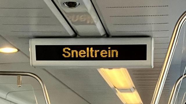 Sign saying sneltrein