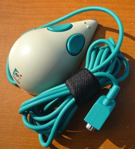 the mouse-shaped logitech kidz mouse