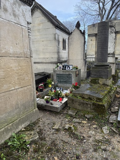 Jim Morrison’s Grave
Père Lachaise Cemetery