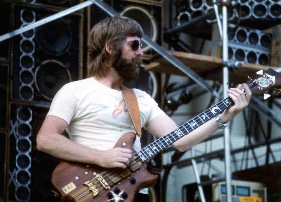 Phil Lesh playing Mission Control bass