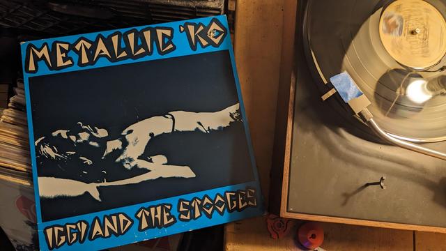 Iggy and the Stooges, Metallic K.O.