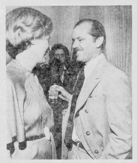 Jack Nicholson talks to socialite as Rakow lurks