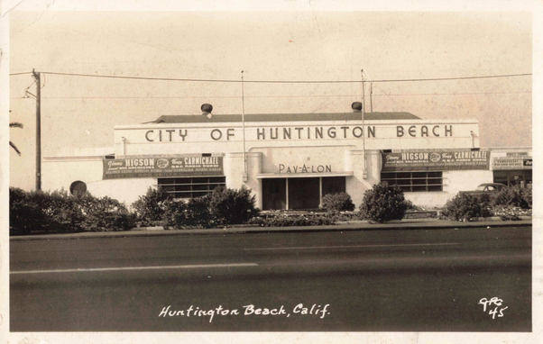 postcard of City of Huntington Beach Pav-A-Lon