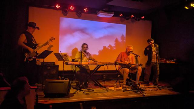 Peter Stampfel & Atomic Meta Pagans perform