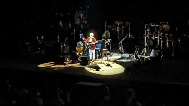 Paul Simon jn spotlight