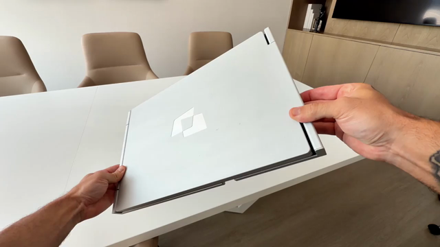 DuoView Pro: A Portable Dual-Screen Workstation for Laptops. Two 16" screens and power over a single cable.