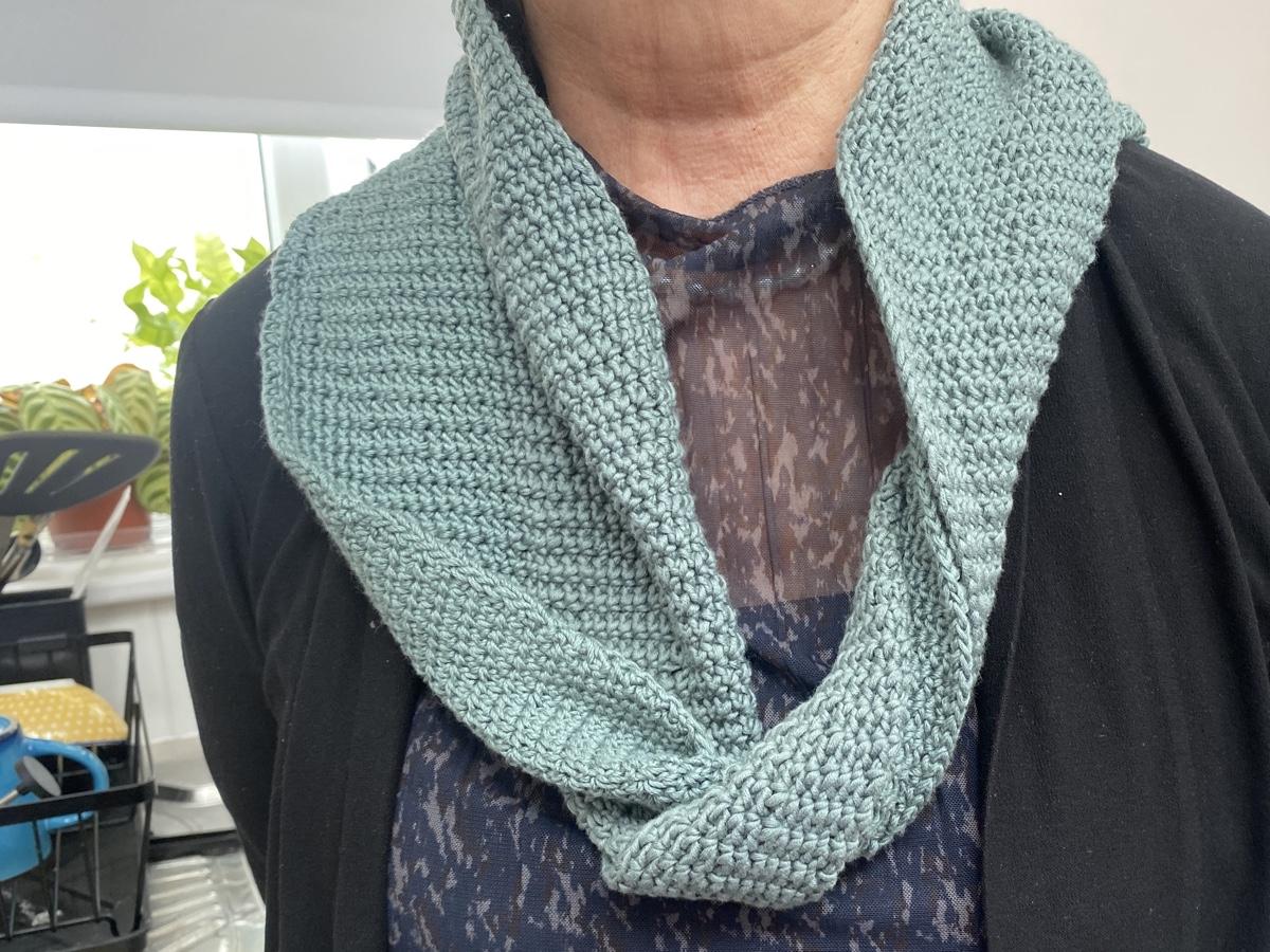 @czarbucks wanted to see one of my recent projects, so here it is. A Möbius strip neck thingy, accidentally added a w...