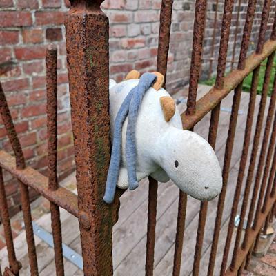 deckpacker@kind.social