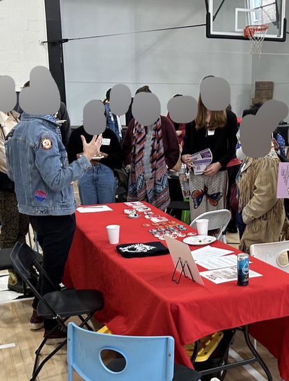 One of our organizers speaking with members of our community about the state of houselessness in Boston since Wu’s vicious attack on the Atkinson St encampment.