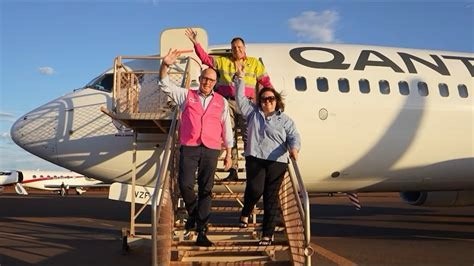 Opposition leader with *friend* coming off a charted jet in 2024.

source https://www.abc.net.au/news/2024-10-31/liberal-mp-adds-undisclosed-flight-upgrades/104543154