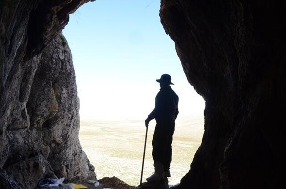 Traces of Neanderthal presence discovered in cave, western Iran