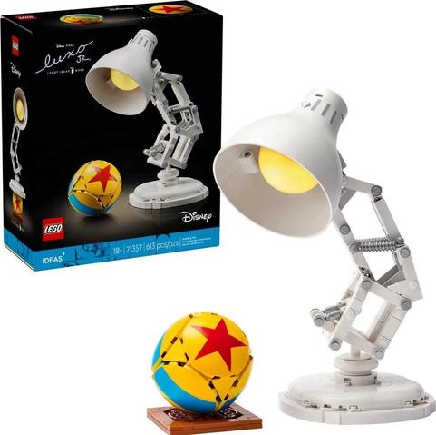 LEGO Luxo Jr set. Lamp and ball