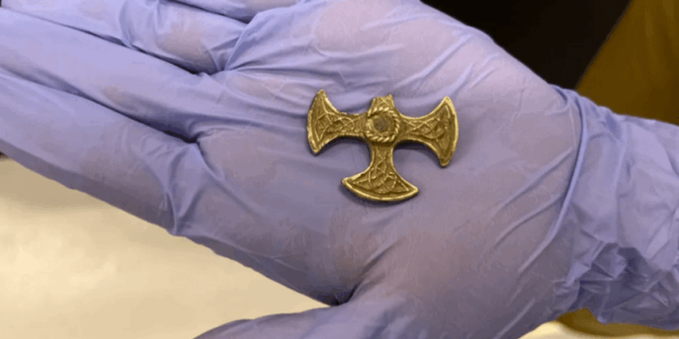 Archaeology breakthrough as rare 1,200-year-old Saxon pendant discovered in field