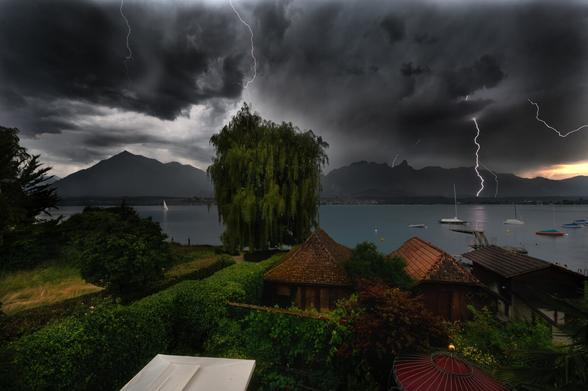 Gewitter am Thunersee