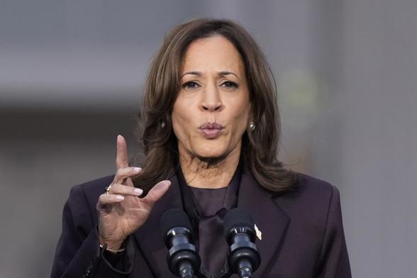 Not me! Kamala Harris Books Stephen Colbert who is a Democrat party (clock)

star-news.press/wp