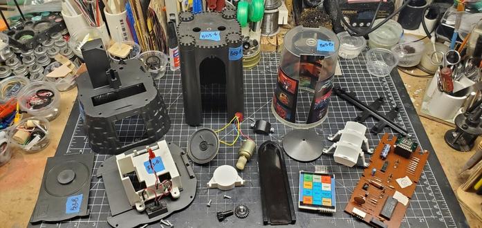 Dark Tower parts and pieces