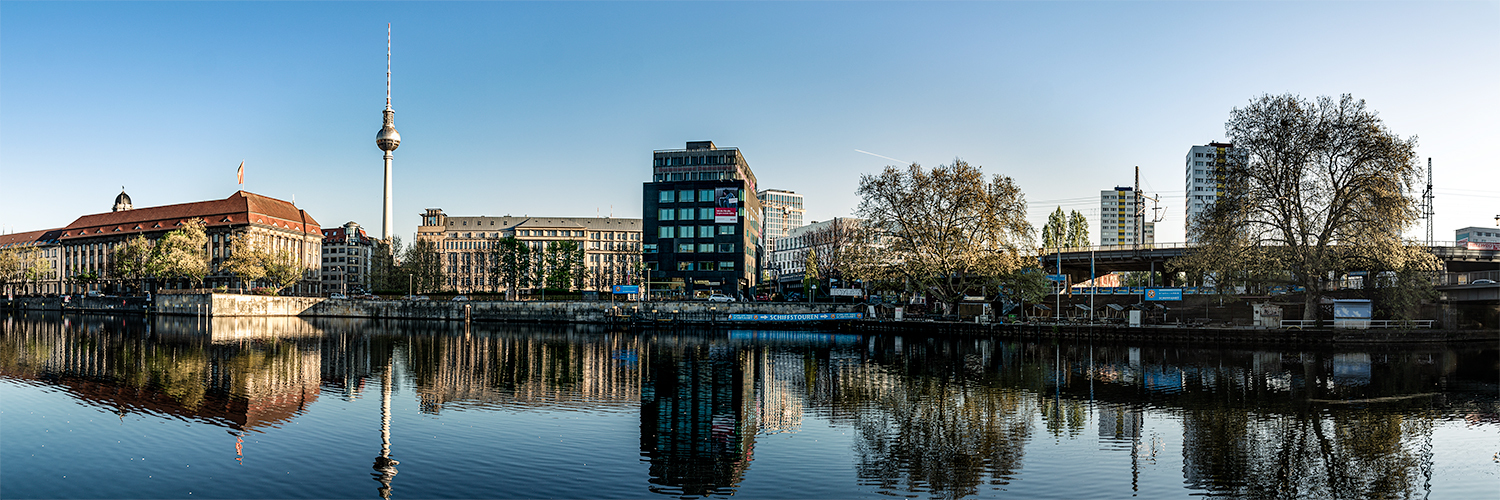Headroom_Berlin's profile header