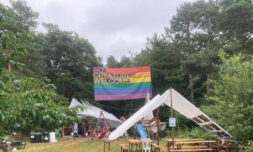 holsta's profile header