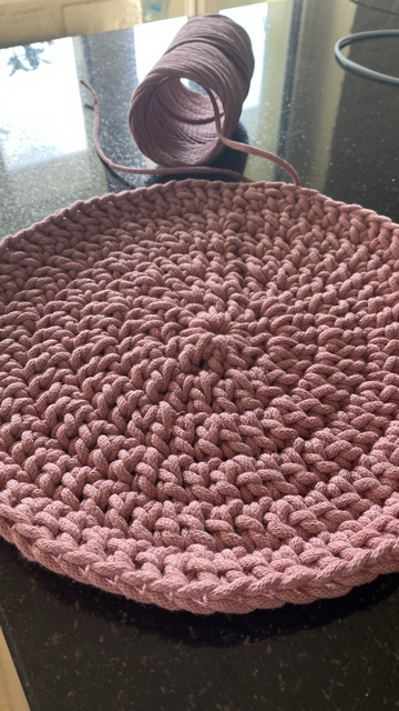 Knitted pink circle detail