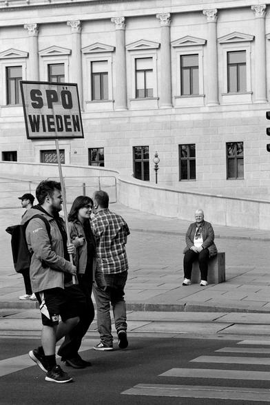 Posted media