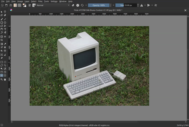 Demo of AI object selection plugin in Krita