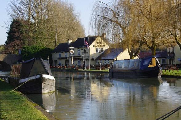 A photo titled "The Blue Lias", taken near Lock 12, Shop Lock by Dave Hamster on Flickr.