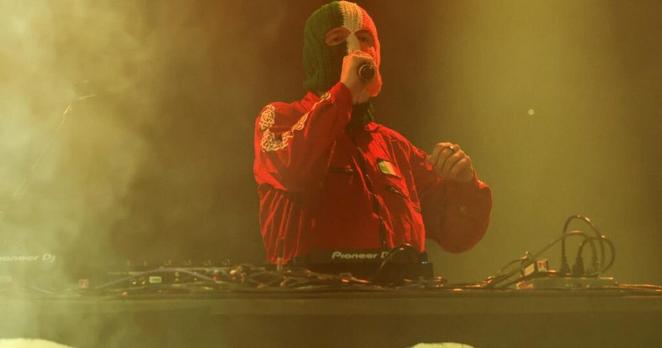 Après ses propos polémiques, le groupe de rap Kneecap visé par une enquête de la police antiterroriste