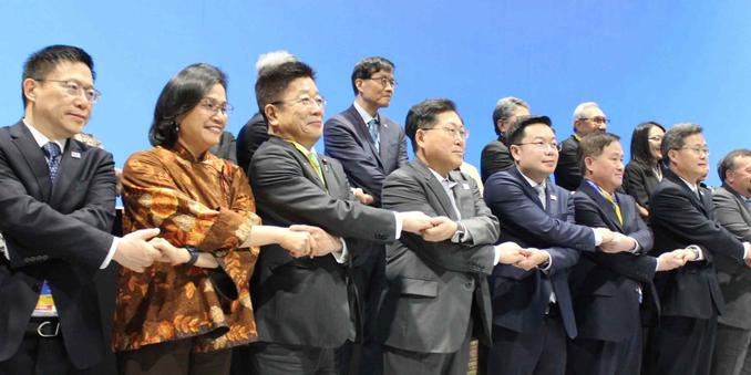 ASEAN joins Japan, China and South Korea in protectionism warning