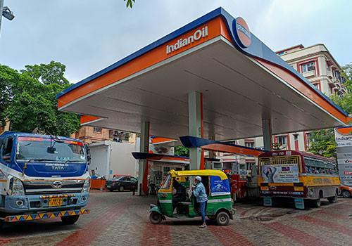 India revamps retail fuel business