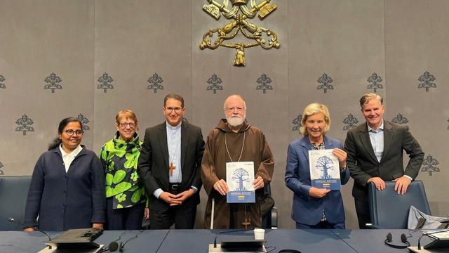 Pontifical safeguarding commission joins in prayer for Conclave